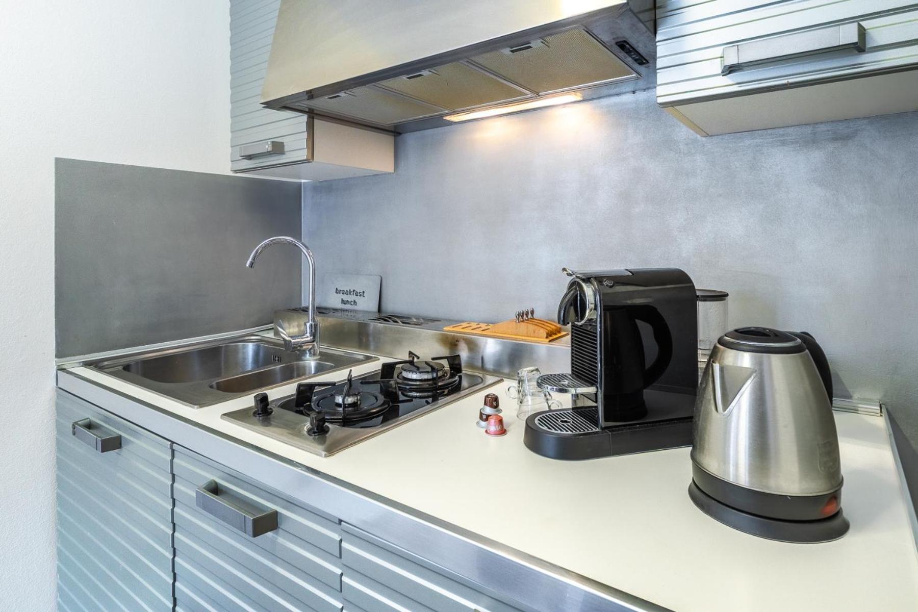Апартаменты Strepitoso Loft Con Vista Duomo Альба Экстерьер фото