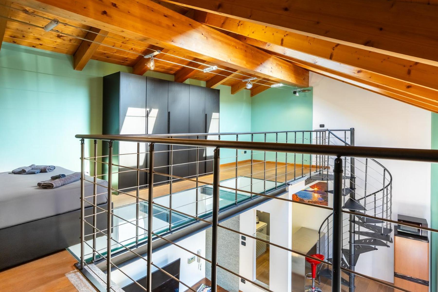 Апартаменты Strepitoso Loft Con Vista Duomo Альба Экстерьер фото